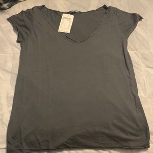 Brandy Melville Gray top